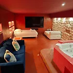 Les Halles - Luxurious & Colorful 4Bd For 16 Guest