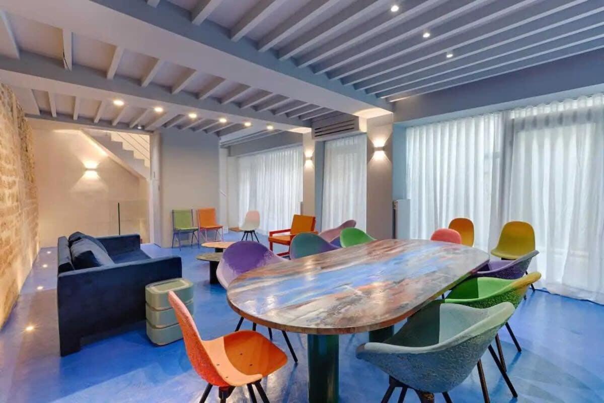 Les Halles - Luxurious & Colorful 4bd For 16 Guest Apartment Paris